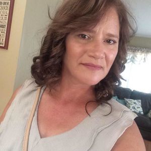 Meet your Posher, Damaris